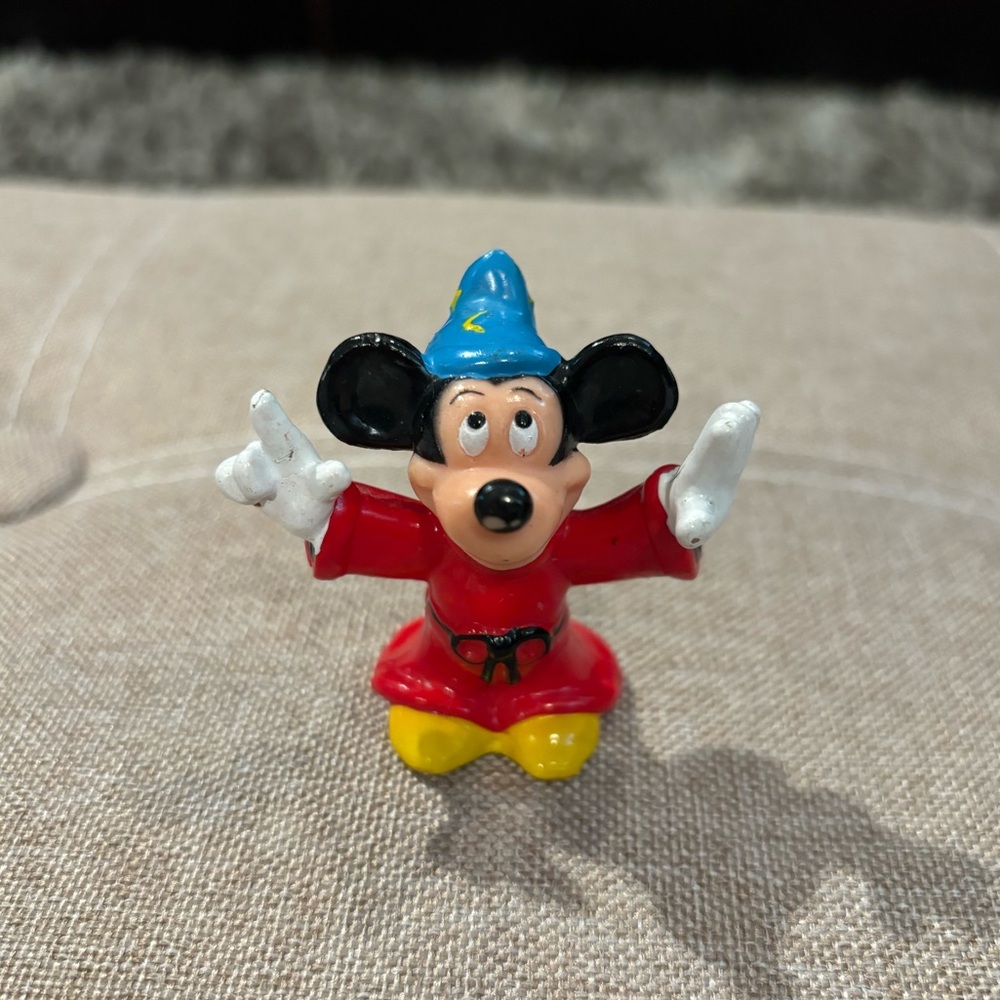 Disney Vintage Mickey Mouse Fantasia Sorcerer Mickey Action Figure 2 inch USED
